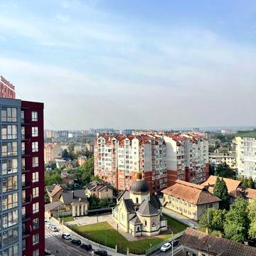 Продам ЗДАНУ Дворівневу квартиру з відкритою Терасою Ліфт працює ЦЕНТР ЖК Княгинин