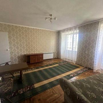 Продажа 4х-комн.кв. по ул. Малая 3/9 в пьяном доме