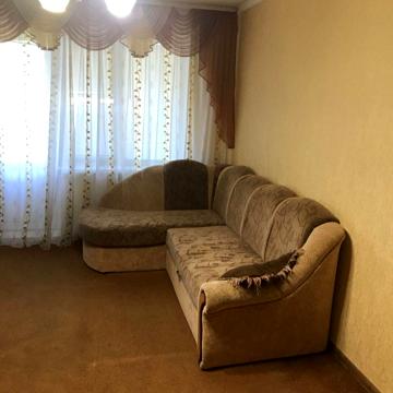 Металургів вул., 9