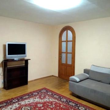 4 кімнатна квартира, 1 ст. Люстдорфської дороги