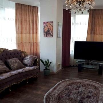 Трикімнатна квартира в Аркадії