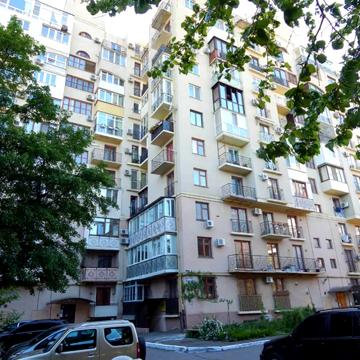 2-кімнатна квартира на вул.Шампанський провулок