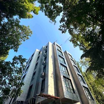 Однокімнатна квартира у самому центрі Черемушок