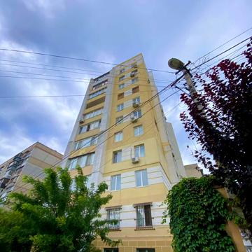 4 кімнатна квартира в цегляному будинку з газом в Аркадії