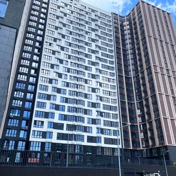 Чотирикімнатна квартира в ЖК Модерн