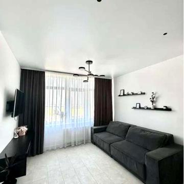 Євродвушка в Сорок сьомій перлині на Сахарова