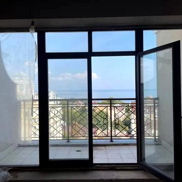 Пентхаус біля Музкомедії з видом на море та терасою 100 метрів