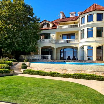 Особняк у 1-й береговій лінії, район Французького б-ра, панорама моря