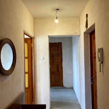 Квартальна, 4