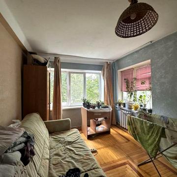 СРОЧНО 2 комнаты 48 м2 Турчина Ігоря вул. (Блюхера), 12, Нивки