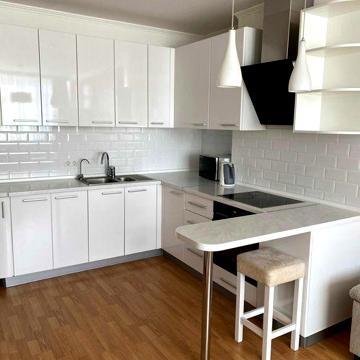 Продається простора квартира 76м² Жк на Кондратюка