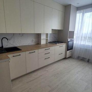 Однокімнатна квартира з ремонтом