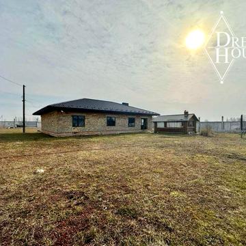 Продаж недобудованого будинку з гаражем для Фури