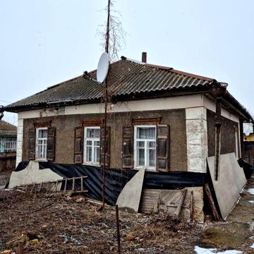 Будинок по вул. Черняхівського