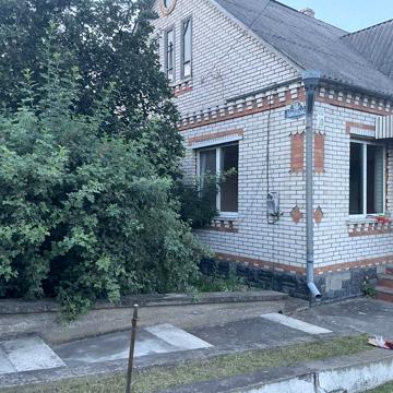 Продам будинок в Тростянці
