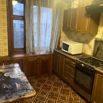 Аренда 3 к. квартиры ул. Драгоманова, пр. А. Поля