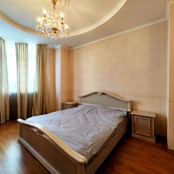 Бульварно-Кудрявська вул. (Воровського), 11А