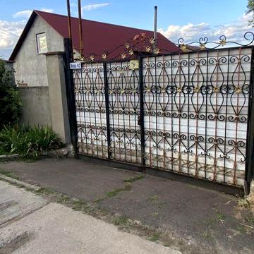 Продаю два дома на одном участку !!!