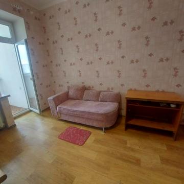 Тополина вул., 30