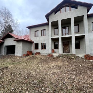 Приозерна