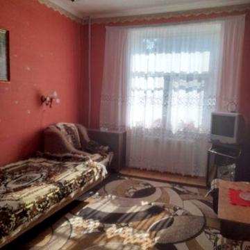 Продам 2 ком парк Шевченко ,сталинка ,этаж 4/5