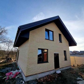 Продається двоповерховий будинок в Якушинцях