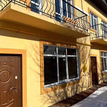 Без% Єоселя! Центральні комунікації! Таунхаус  Вишневе 67000