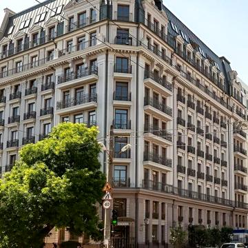 Однокімнатна квартира з кухнею студією в центрі Одеси
