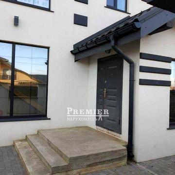 Продам будинок в центрі Фонтанки