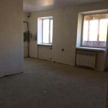 Продаю 2 кім квартиру в центрі міста по вул Пр. Миру