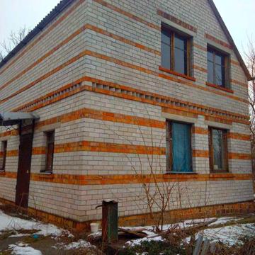 будинок поряд з м. Дніпро з великим огородом