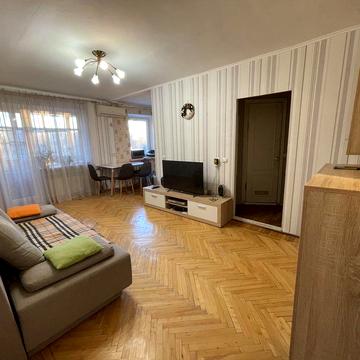 Від Власника! 3х кімнатна.Тобольская-Вартових неба 52 бот сад. Саржин