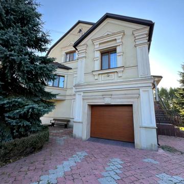 Лугова вул.
