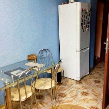 Продам 2-кімнатну квартиру в Малій Данилівці в цегляному будинку