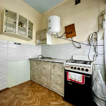 Продаж 1-но кмн квартири у м.Стебник!
