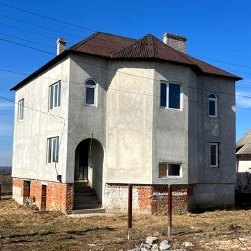 Продається будинок м. Борщів
