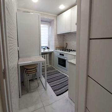 Продаж 1к квартири 20.3 кв. м на просп. Юності