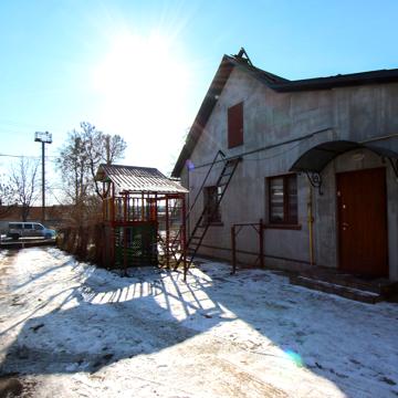 Заводська вул., 12