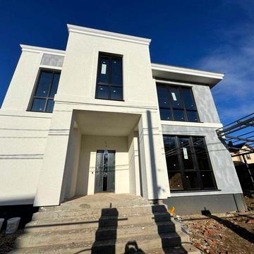 Продаж 2 поверхового будинку  170 кв. м, 4 кімнати