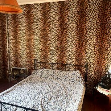 Продам крикімнатну квартиру поліпшеного планування