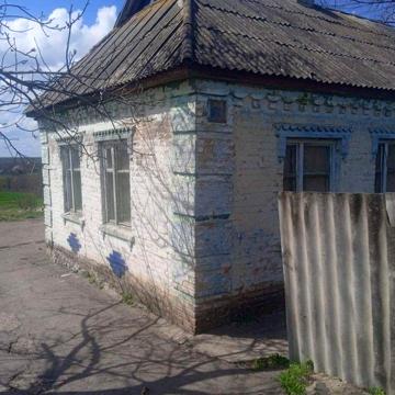 Продам будинок документы ест всі питання по телефону. Номер власника 0