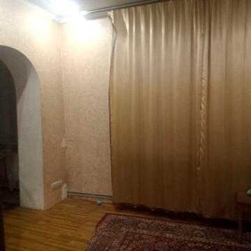Продам частину будинка в центрі міста.