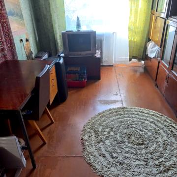 Академіка Корольова вул., 30