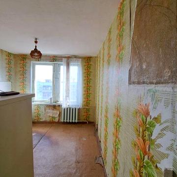 Продам 2 кімнатну квартиру на Достоєвського