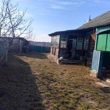 Будинок в селі Розважів