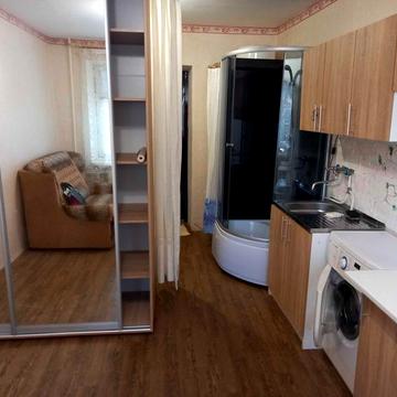 Продам квартиру в общежитии на Ленпоселке/ р-н Ваза/Фесенко