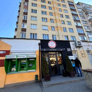Довженка вул., 7/1