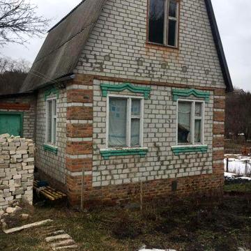 Продам недвижимость-дачу