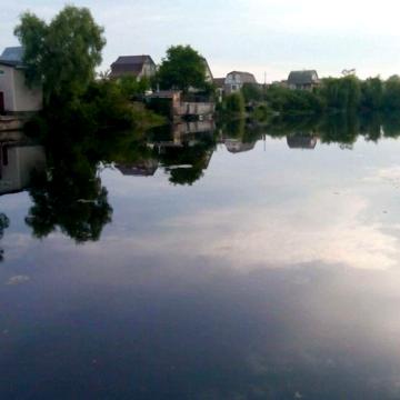 Продам будинок з виходом на воду, 25км від м.Славутич у бік Проціва.