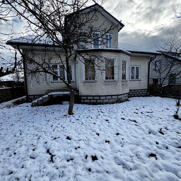 Продаж житлового будинку у с. Дзвиняч